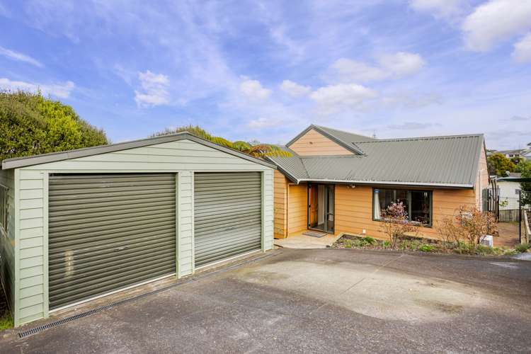 11 Darcy Place Massey_12