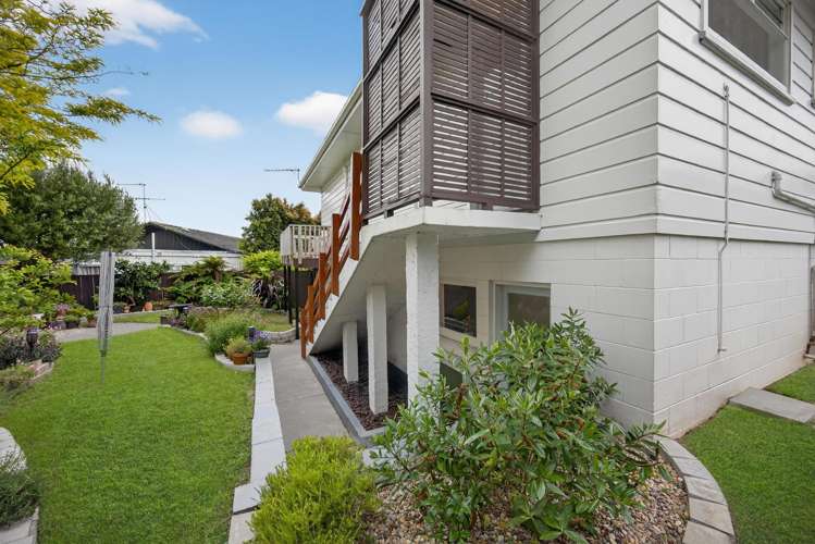 1/17 Rothwell Place Sunnyhills_20