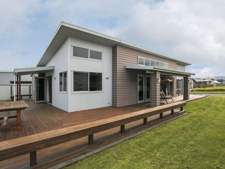 3 Surfers Avenue Waihi Beach_0