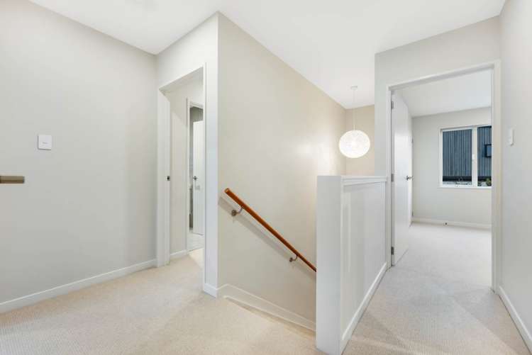 6 Lords Way Millwater_9