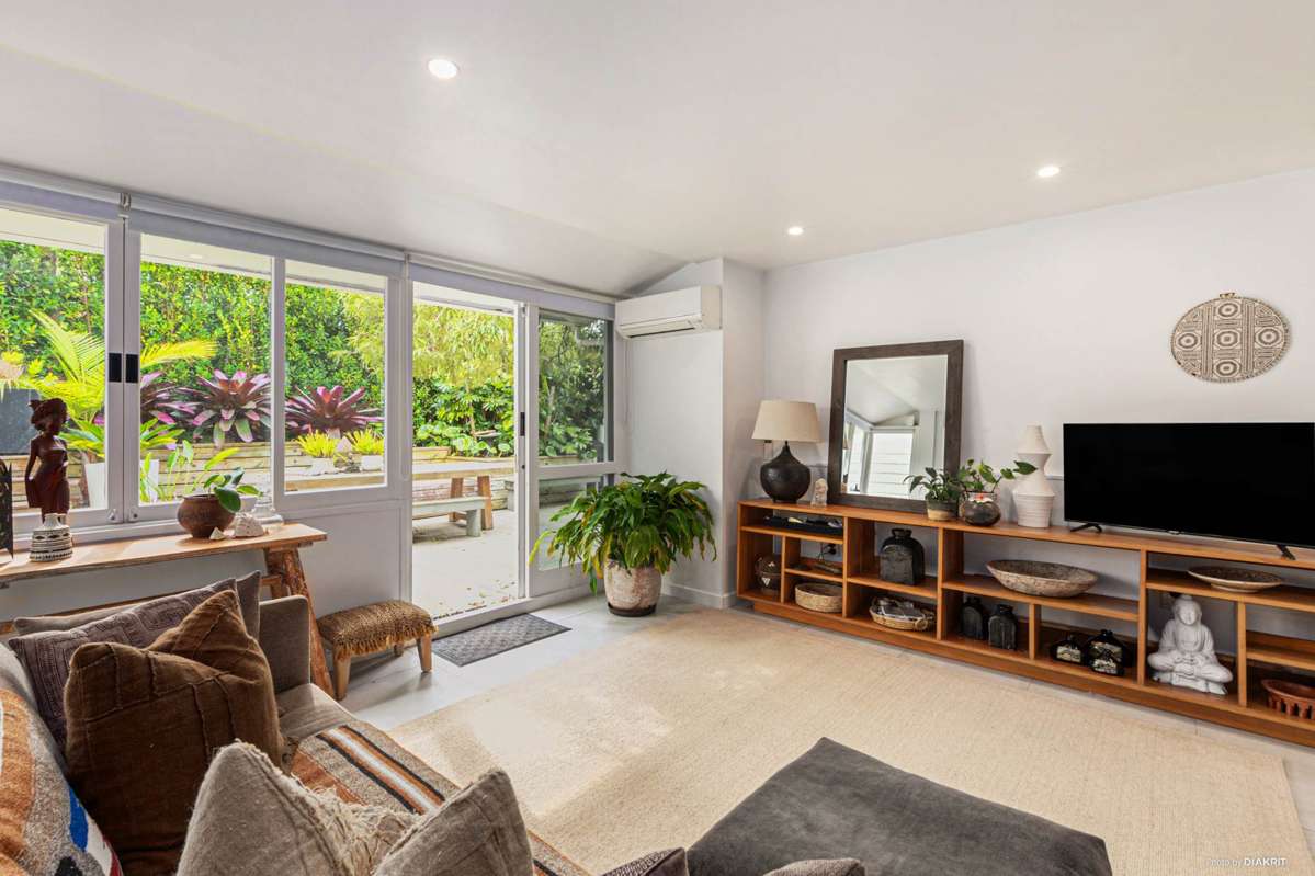 48 Thatcher Street_5