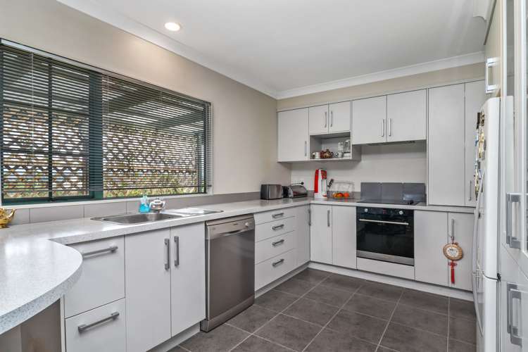 28 Sapphire Drive Hairini_5