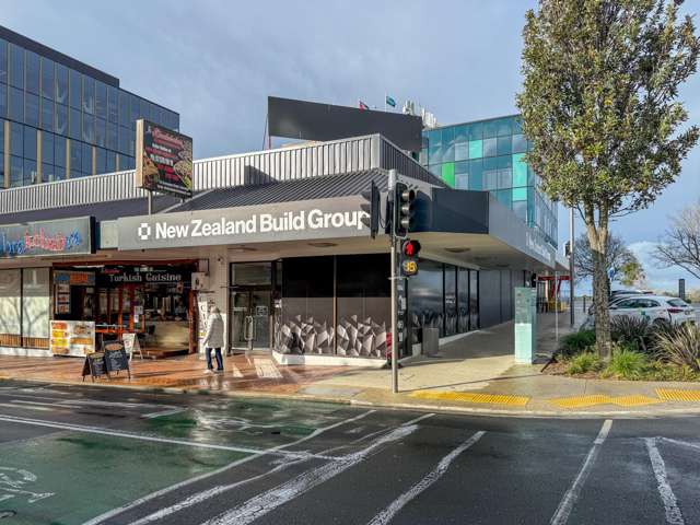 Shop 4, 110 Devonport Road Tauranga_1