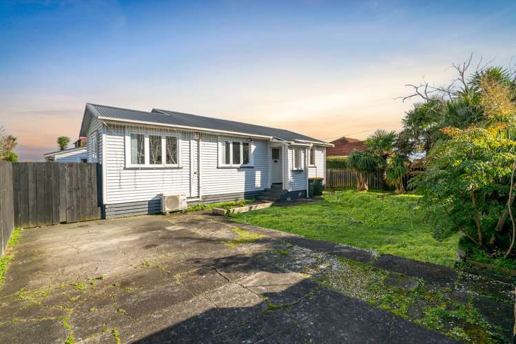 1/57 Kelvin Road Papakura_1