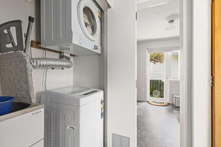 94a Allington Road Karori_9