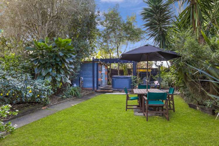 64 Glasgow Street Wanganui Central_16