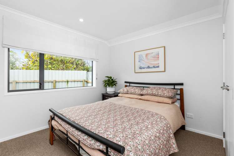 1240b Louie Street Parkvale_8