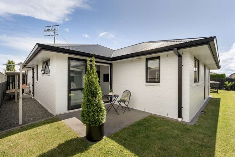 4 Blacklock Road Pyes Pa_26