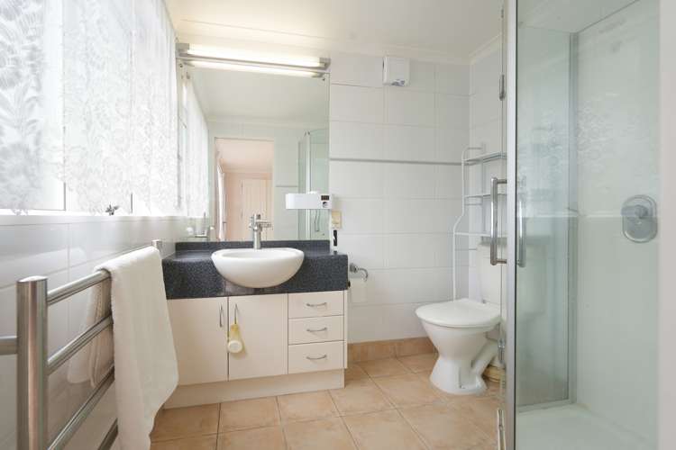 2/39 Elliot Street Howick_13