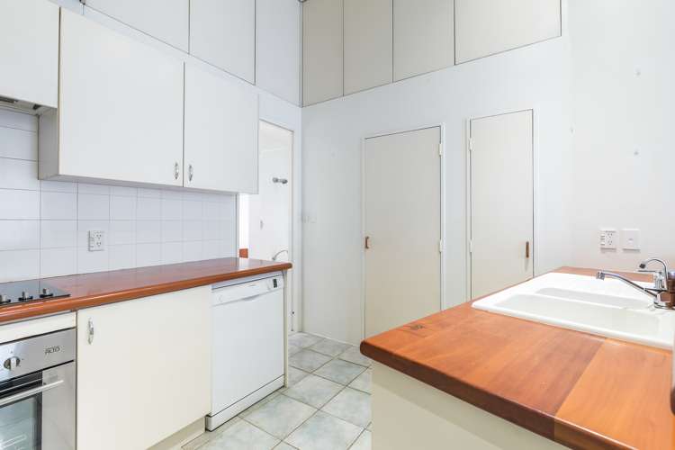 3g/2 Queen Street Auckland Central_8