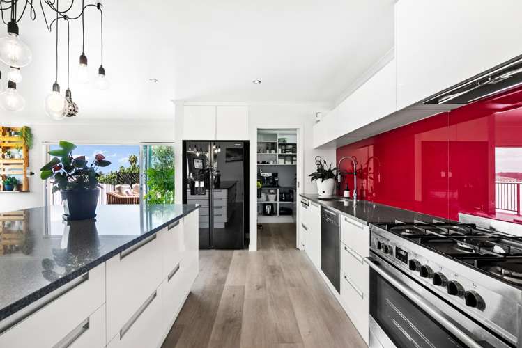 141 Dip Road Te Kamo_19