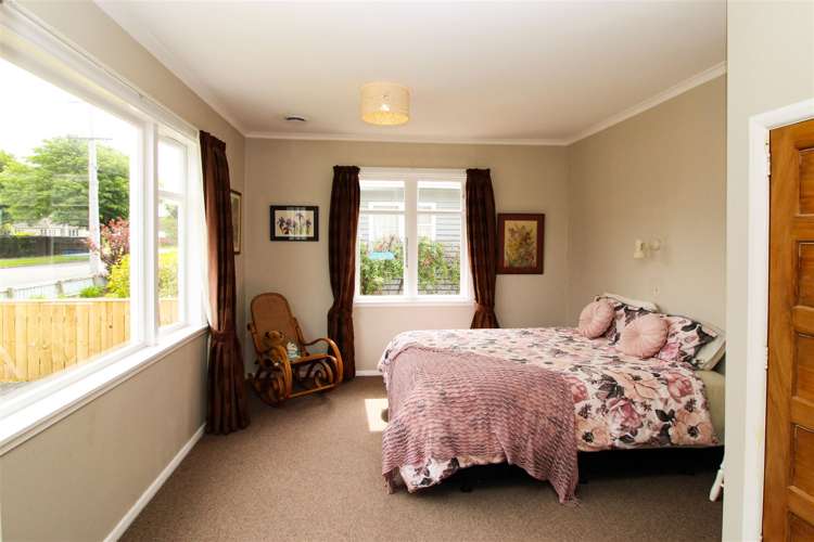 136 Essex Street Masterton_11