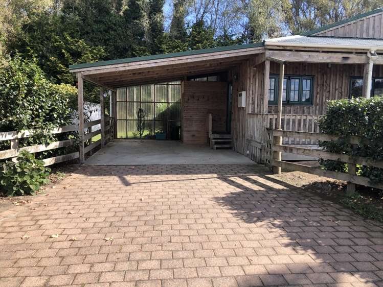 196 Lindsay Road 2757_14