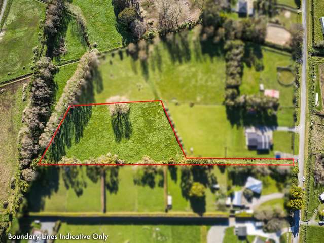 2 acres (approx.) - No covenants!