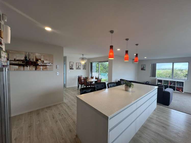 117 Alec Craig Way Gulf Harbour_2