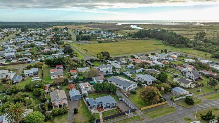 24 Nuku Street Tangimoana_17