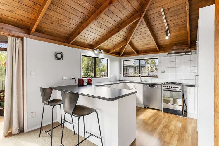 2/18 Drome View Place Beach Haven_8