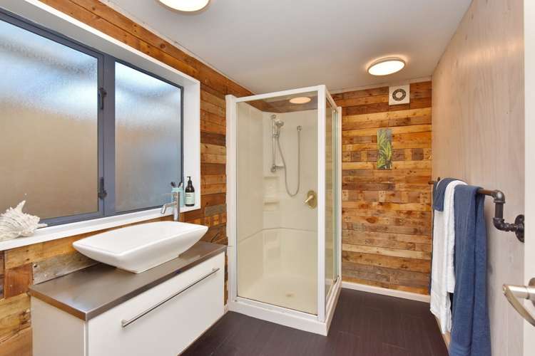 7 Geisha Road Waikuku_15