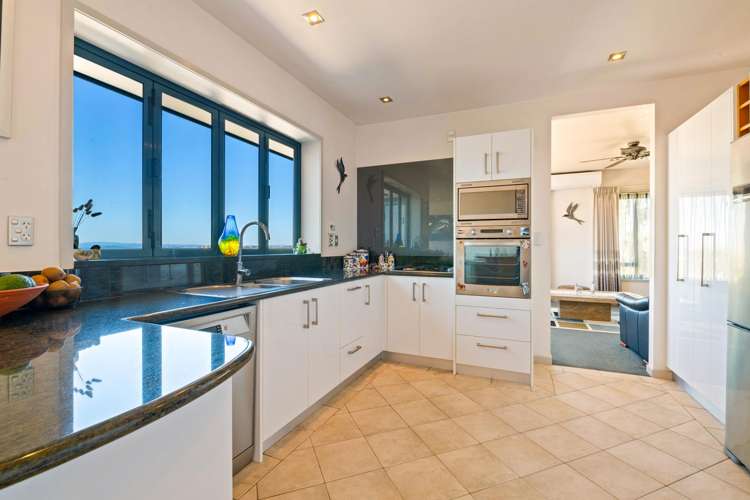 1/2 Dewsbury Terrace Castor Bay_7