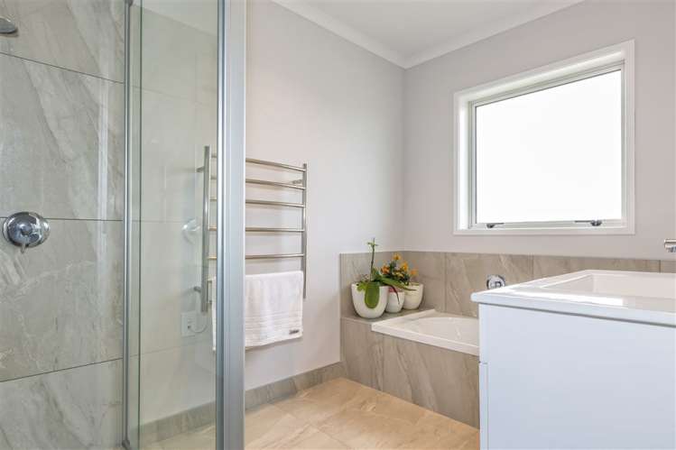 19 Parkgrove Crescent Pokeno_11