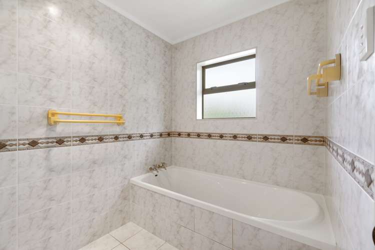 63 Muriwai Road Waimauku_14