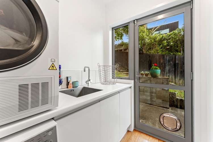 9 Andre Rise Stanmore Bay_28