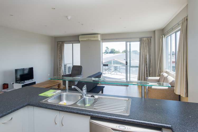 14/90 Customhouse Street Gisborne_4