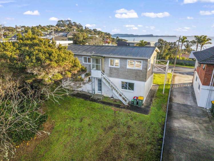 195 Vipond Road Stanmore Bay_14