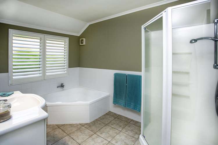 24 Fairburn Place Leamington_10