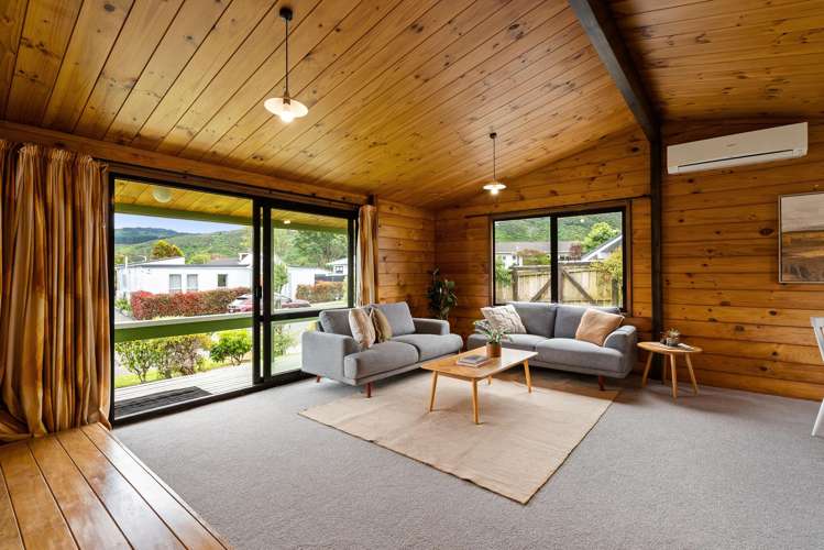 19 John Witton  Drive Crofton Downs_1