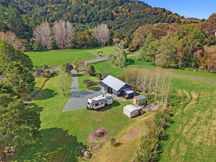 595 Weranui Road Puhoi_6
