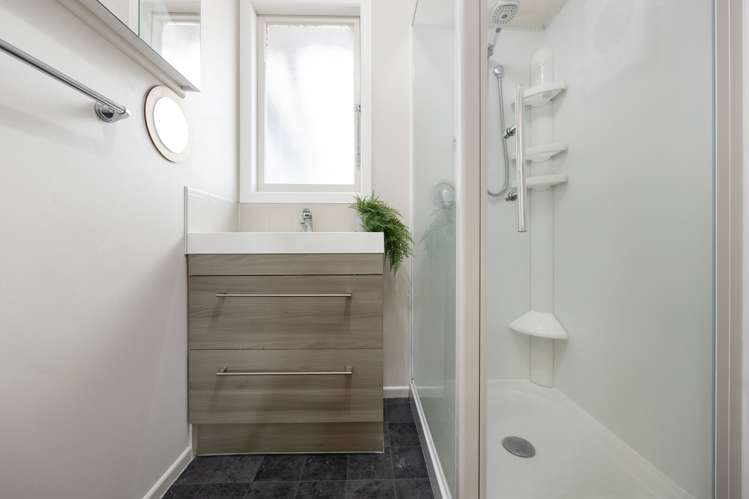 30 Deanwell Avenue Deanwell_12