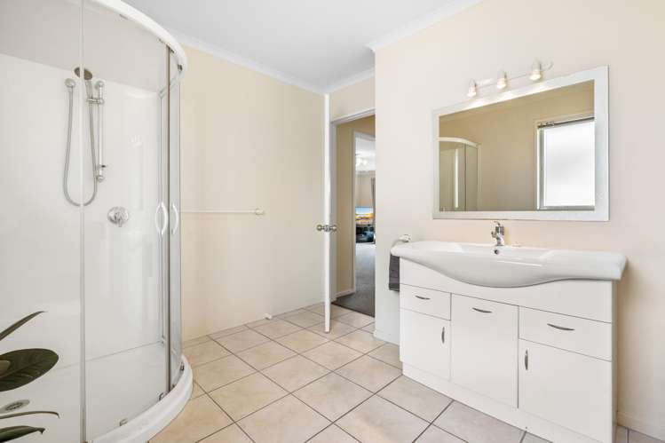 5/4 Reid Avenue Mosgiel_9