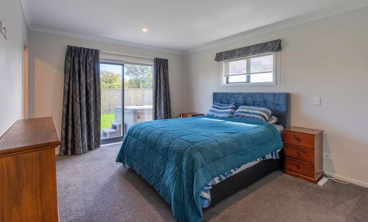 27 Cobb Place Otaki_10