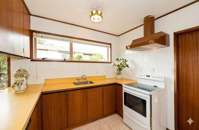 2/27 Sea Spray Drive Bucklands Beach_1