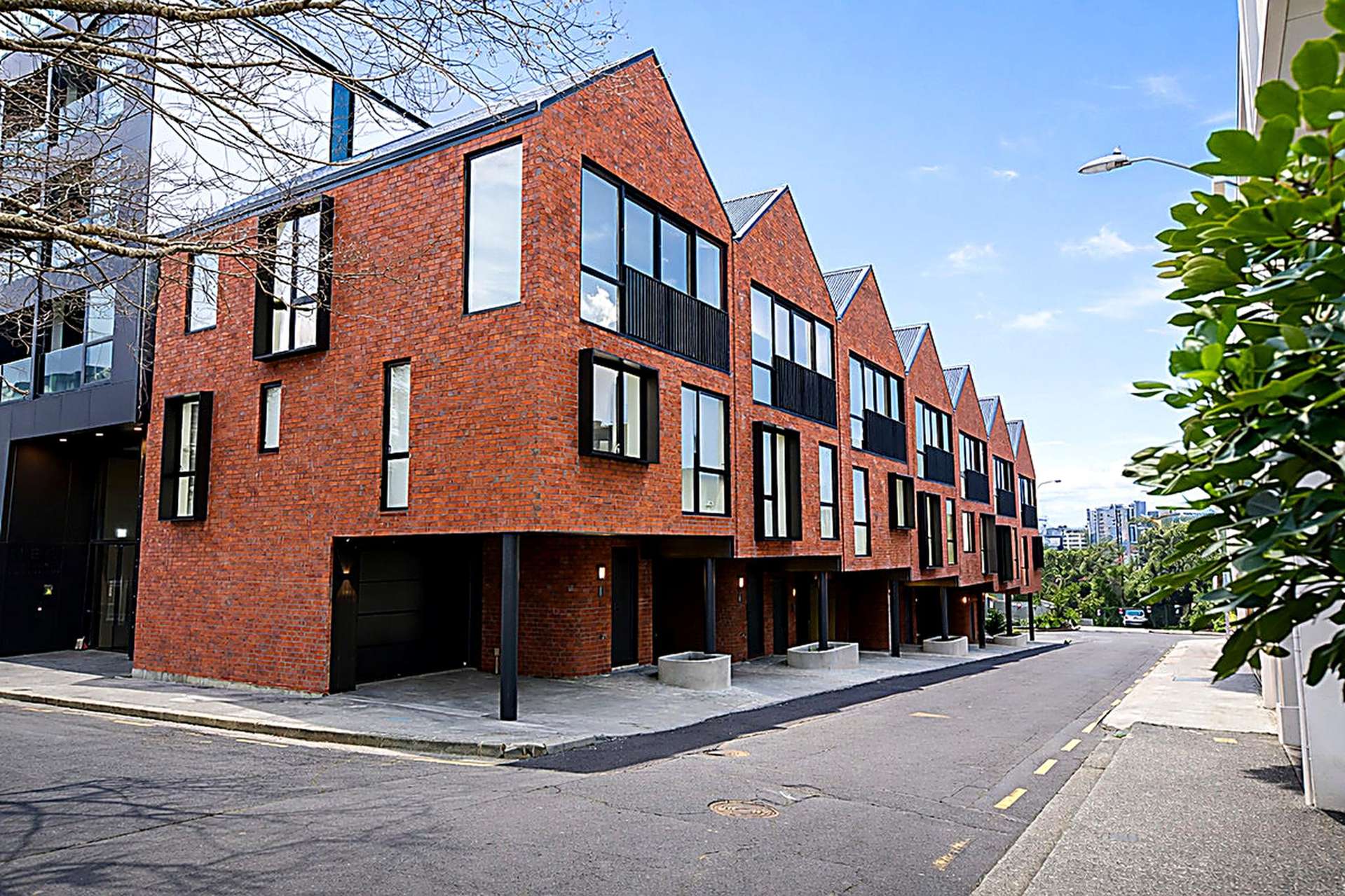 2/4 Madeira Lane Grafton_0
