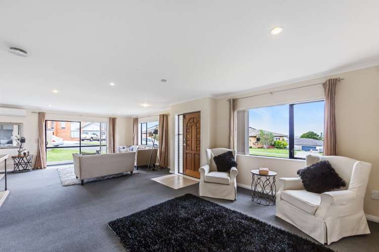 25 Gordon Stanley Drive Massey_5