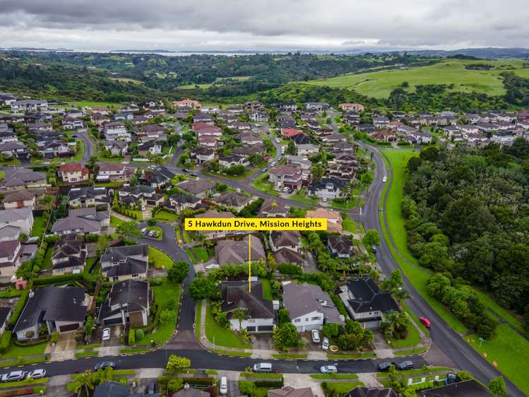 5 Hawkdun Drive Flat Bush_40