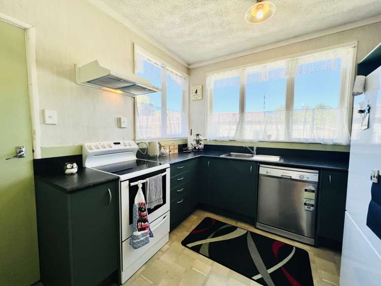 18 Massey Street Kawerau_9