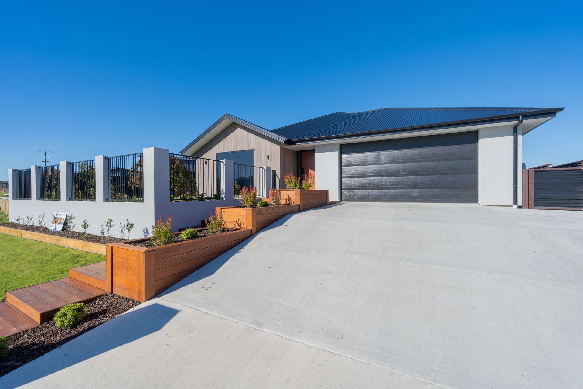 8 Carran Court Te Anau_0