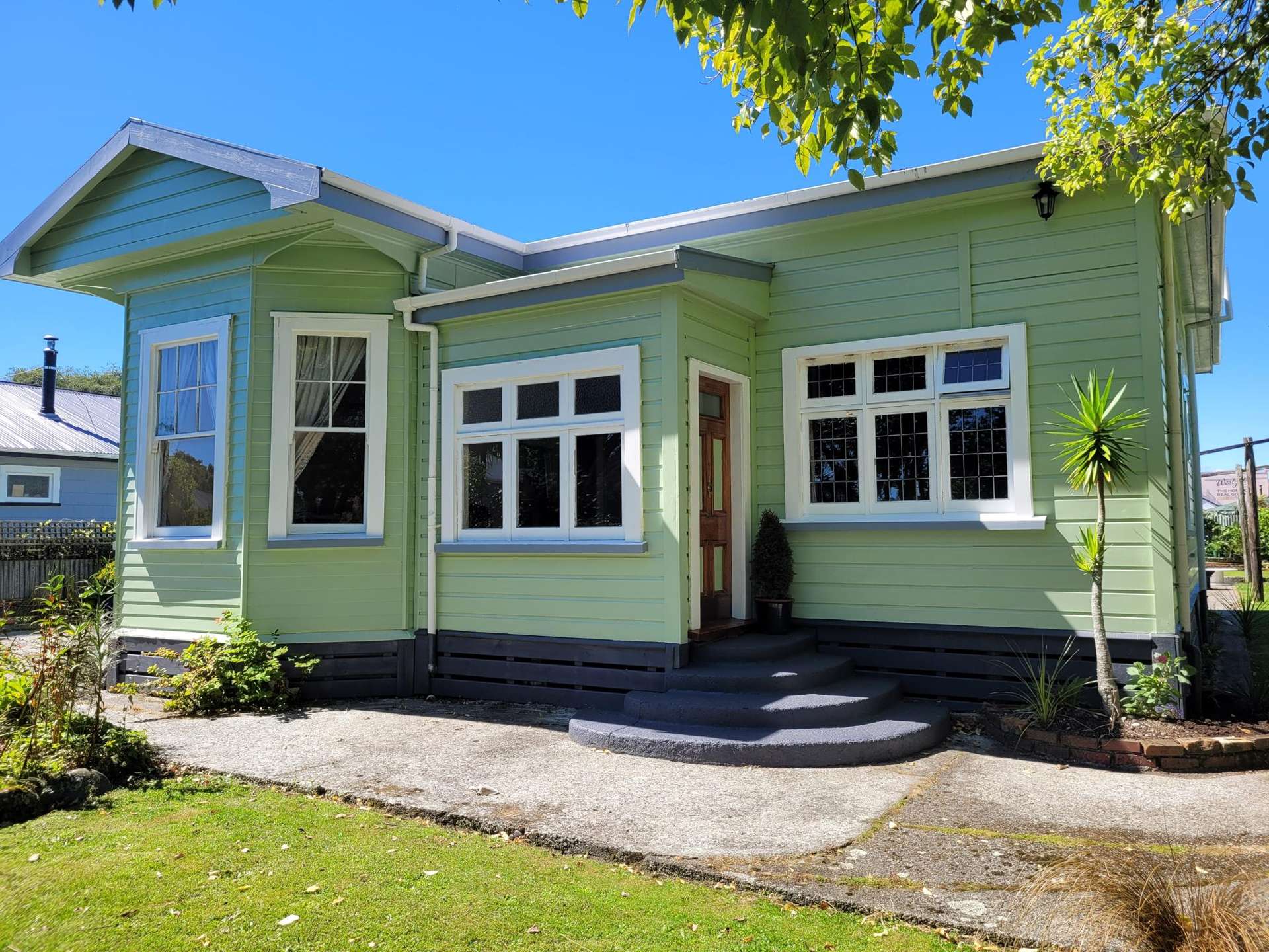 36 Rolleston Street Hokitika_0