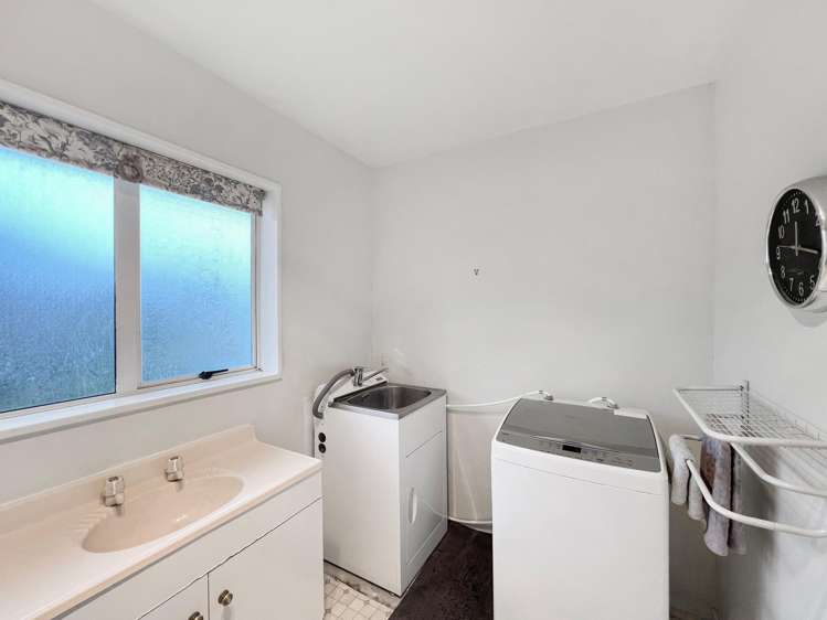 2/479 Main South Road Hornby_10