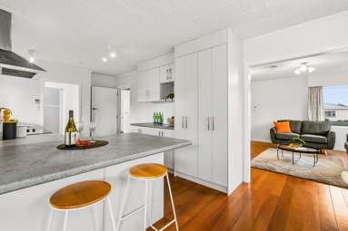247 Mangorei Road_4