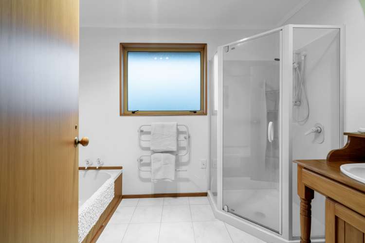 116 Catherine Street Windsor_11