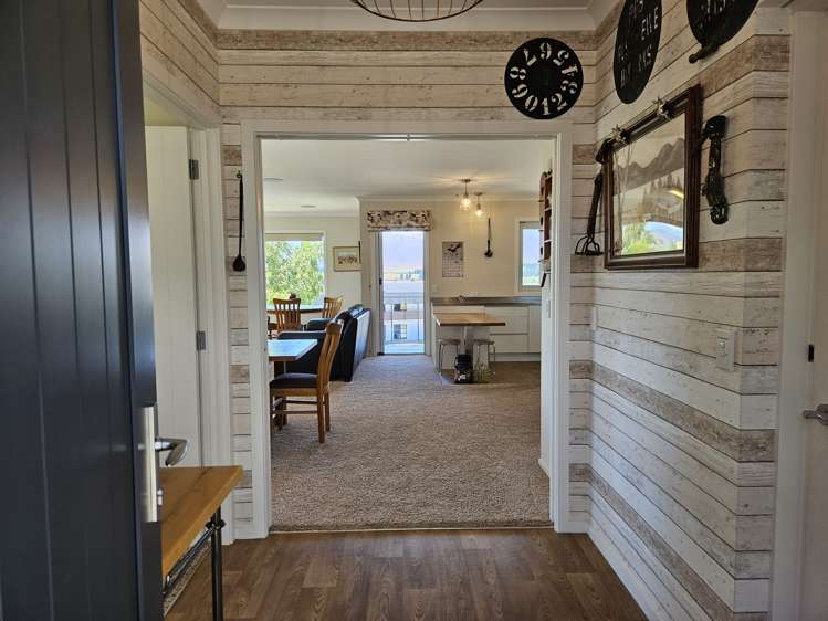 13 Tekapo-Twizel Road Lake Tekapo_11