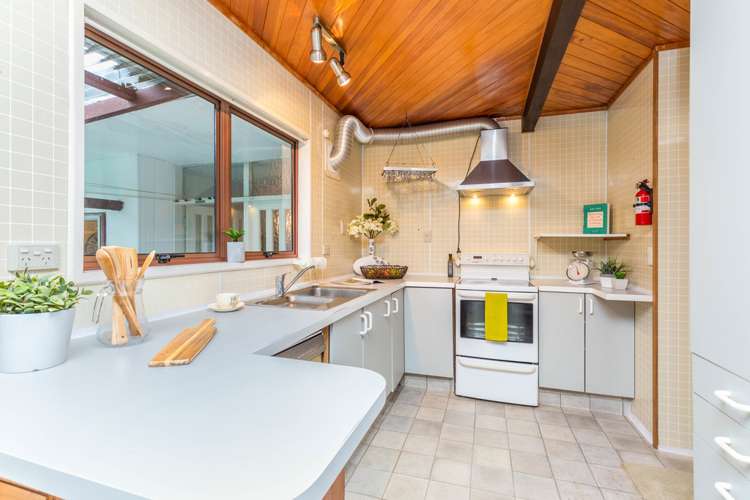 25 Ray Small Drive Papakura_5