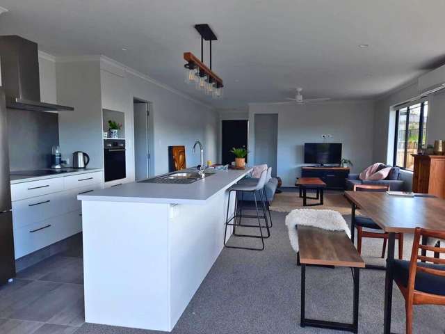8 Kokopu Lane Ohauiti_2