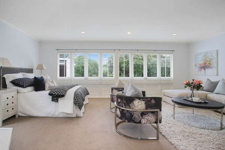 11 Seymour Road Mellons Bay_13