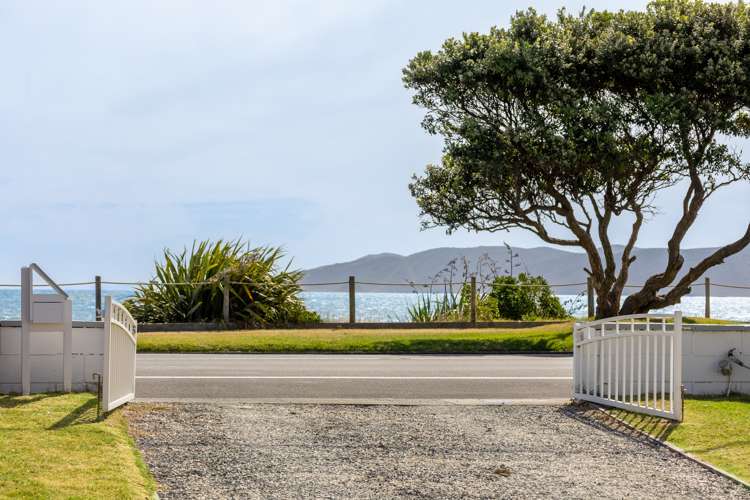 96 Marine Parade Paraparaumu Beach_22