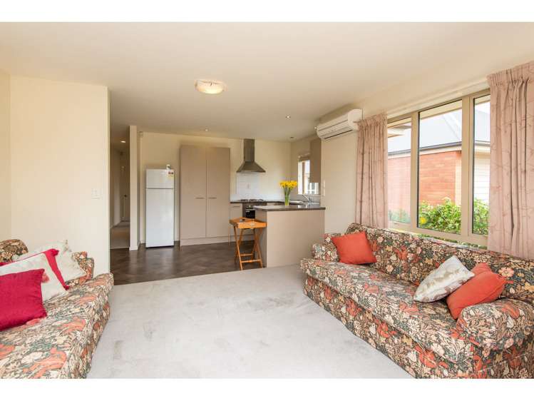 4/31 Tuckers Road Redwood_3